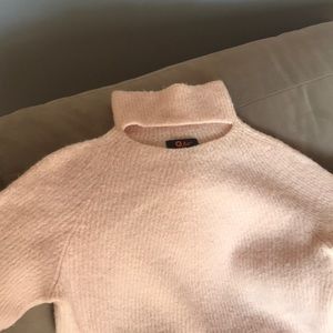 Pale pink merino wool/nylon cozy sweater